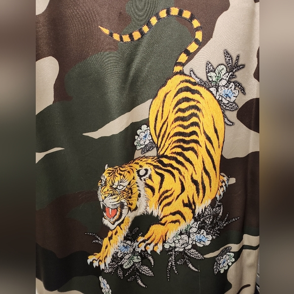🇬🇧 Jaded London Men's Satin Panel Souvenir Tee Raglan Tiger Camo Floral S - Picture 3 of 6